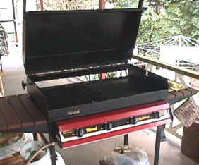 bbq.jpg (12477 bytes)