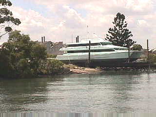 mvc-003s.jpg (33793 bytes)