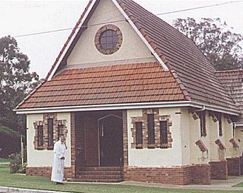 church1.jpg (35099 bytes)